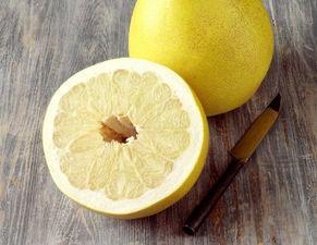 柚子吃玫珑蜜瓜,玫珑蜜瓜与柚子的甜蜜邂逅