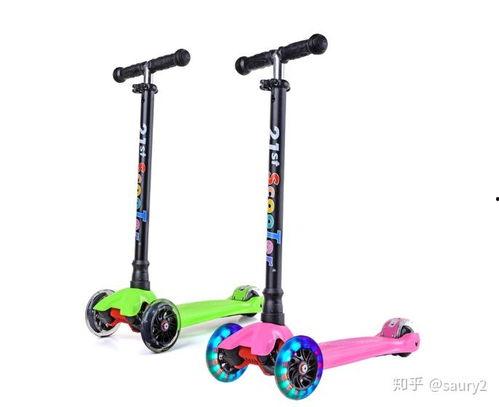 日本网红小孩玩滑板车,萌翻网友心！