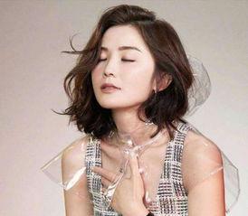 头发极多的女明星,揭秘头发极多女星的魅力风采”