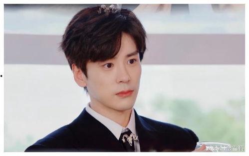 魏哲鸣新剧吃瓜,吃瓜群众揭秘幕后真相，剧情反转引热议