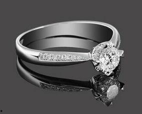 网红方形钻戒指图片大全,璀璨方形钻，演绎时尚新篇章