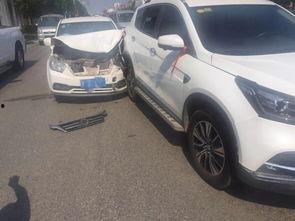 男子酒驾当场吃瓜,一场荒诞的交通安全警示