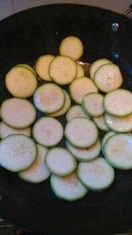 云南吃的圆的瓜,圆瓜美食探秘