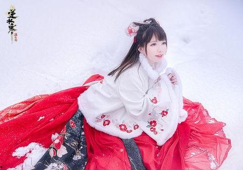 逆水寒吃瓜浮夸,吃瓜群众热议浮夸角色，揭秘游戏世界里的另类风采